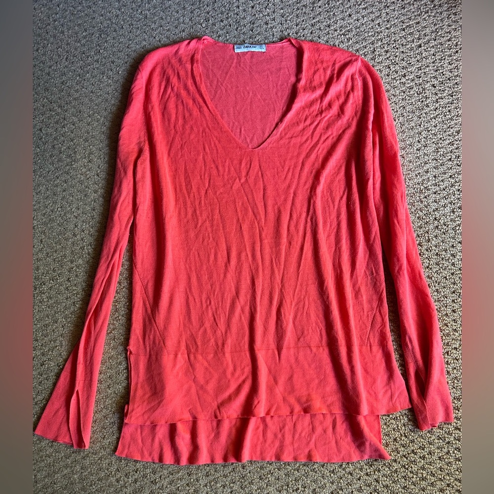 Zara Coral Long Sleeve V-Neck Knit Top